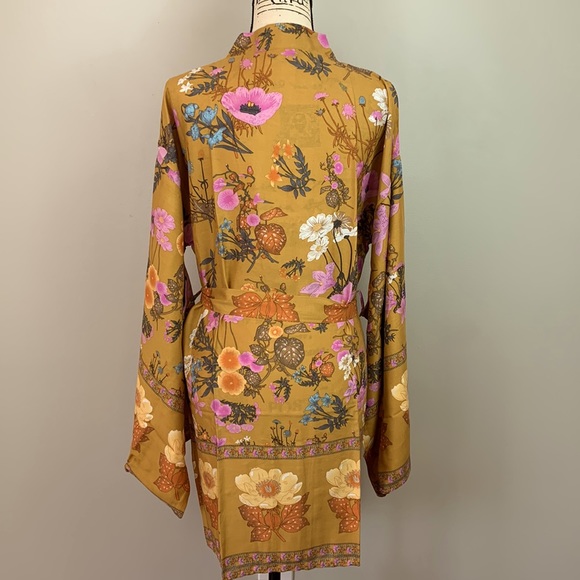 Bohemian Dahlia Floral Kimono Mini Dress - Picture 11 of 12